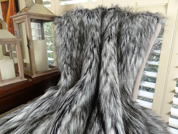 Exotic Siberian Husky Faux Faur Throw Blanket - Gray White Black Husky Fur - Gray Faux Fur Throw Blanket - Luxury Soft Faux Fur, Handmade in US, 16411-Ruum Studio Home