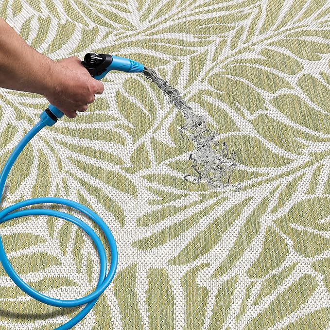 Keen Home Design Terrace Outdoor Area Rug - 5x8 Washable Indoor/Outdoor Rug for Patio, Kitchen, Balcony, Beach, Garden, Deck and Porch, Size: 5'3"x7'7"-Ruum Studio Home