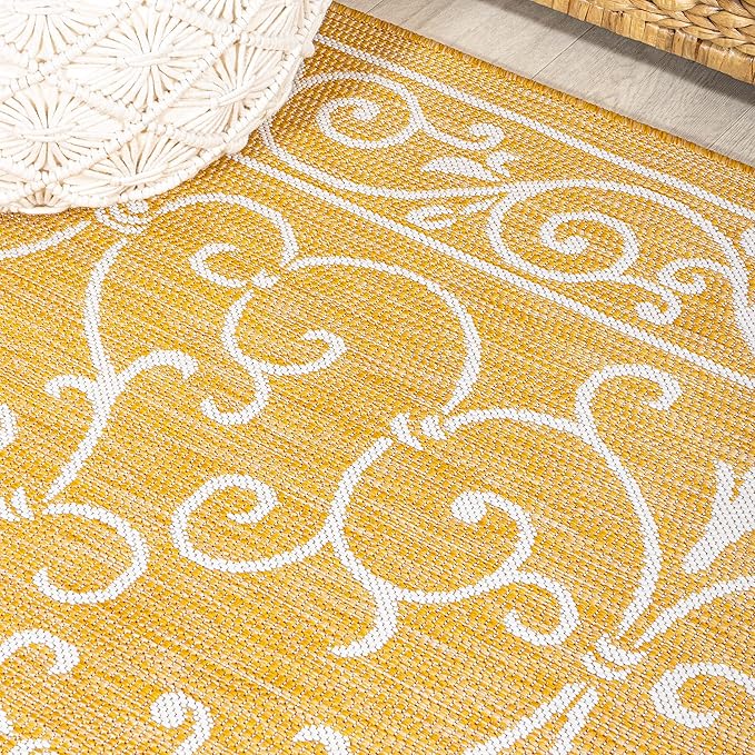 JONATHAN Y Vintage Filigree Indoor Outdoor Square Area Rug 5X5 Yellow/Cream, Charleston Textured Weave for Backyard, Patio, Porch, Easy-Cleaning, High Traffic, Pet-Friendly, Non-Shedding SMB106L-5SQ-Ruum Studio Home