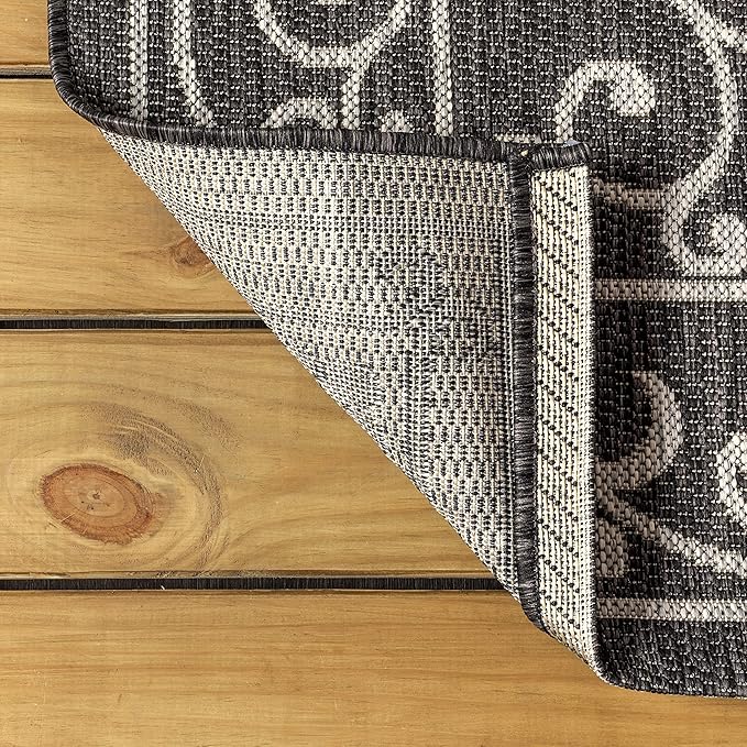 JONATHAN Y Vintage Filigree Indoor Outdoor Round Area Rug 9 Ft Black/Gray, Charleston Textured Weave for Backyard, Patio, Porch, Easy-Cleaning, High Traffic, Pet-Friendly, Non-Shedding (SMB106G-9R)-Ruum Studio Home