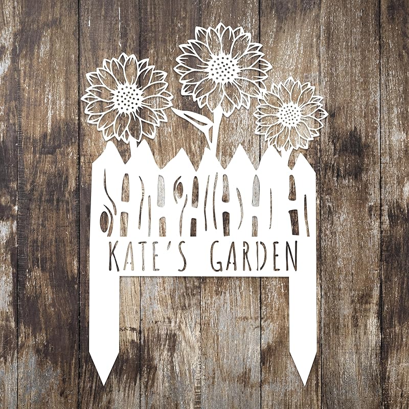Custom Sunflower Metal Garden Sign with Stakes, Flower Garden Decor, Personalized Family Name Sign, Farmhouse Yard Decorative, Patio Art, Mother's Day Gift, Mom Gift, Housewarming Gift-Ruum Studio Home
