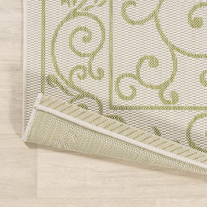 JONATHAN Y Vintage Filigree Indoor Outdoor Round Area Rug 5 Ft Cream/Green, Charleston Textured Weave for Backyard, Patio, Porch, Easy-Cleaning, High Traffic, Pet-Friendly, Non-Shedding (SMB106I-5R)-Ruum Studio Home