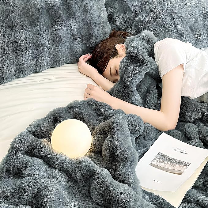 UKELER Soft Faux Fur Throw Blanket 50''x60'' Solid Reversible Shaggy Blanket Plush Thick Fluffy Blankets Throws for Bed, Couch, Sofa, Office, Camping Dark Grey-Ruum Studio Home